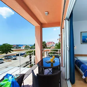  Apartment Brioni Ii